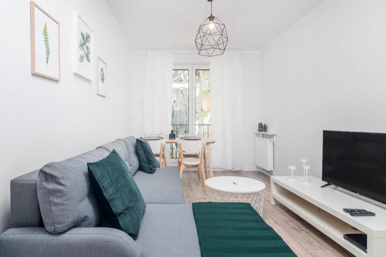Botanic Gardens Apartment With Free Garage Wroclaw By Noclegi Renters Exterior photo