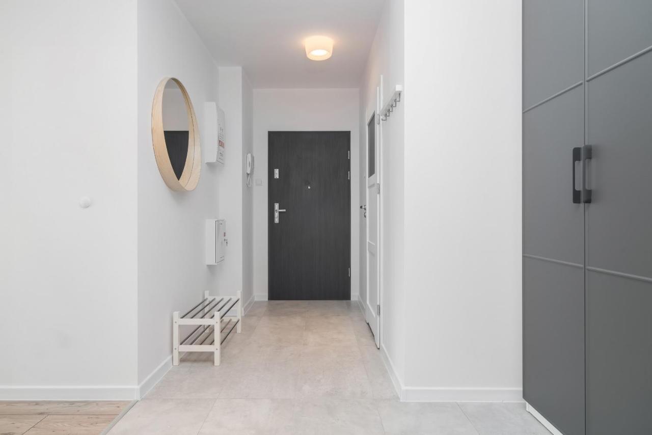 Botanic Gardens Apartment With Free Garage Wroclaw By Noclegi Renters Exterior photo
