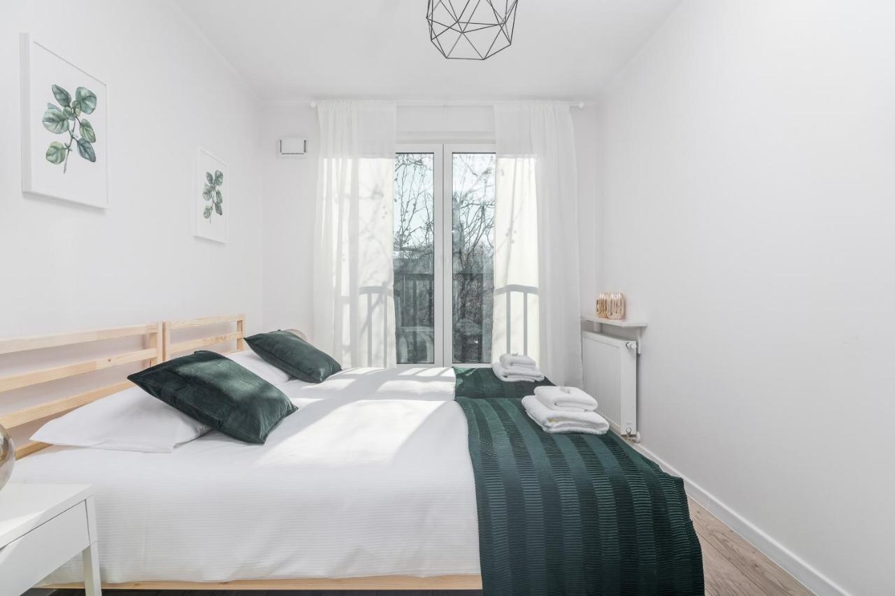 Botanic Gardens Apartment With Free Garage Wroclaw By Noclegi Renters Exterior photo