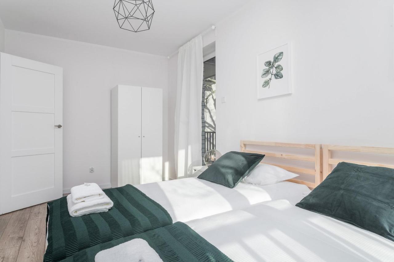 Botanic Gardens Apartment With Free Garage Wroclaw By Noclegi Renters Exterior photo