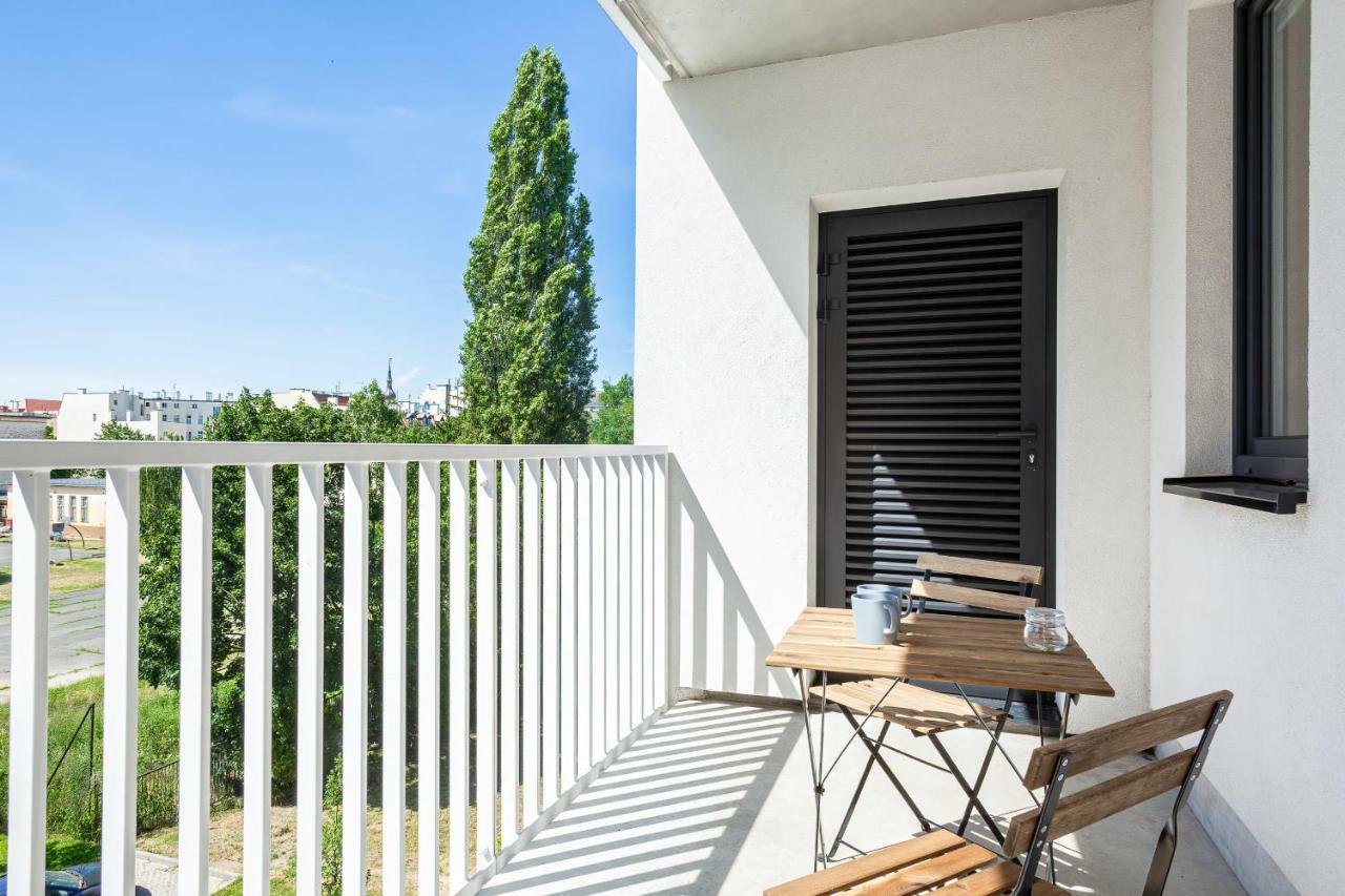 Botanic Gardens Apartment With Free Garage Wroclaw By Noclegi Renters Exterior photo